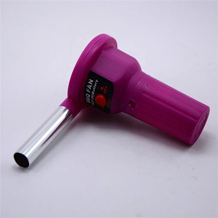 Fialový bateriový elektrický ventilátor na grilování